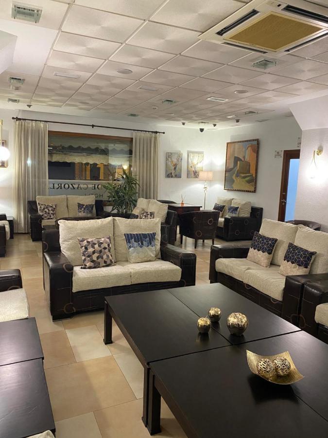 Hotel Puerta De קאסורלה מראה חיצוני תמונה